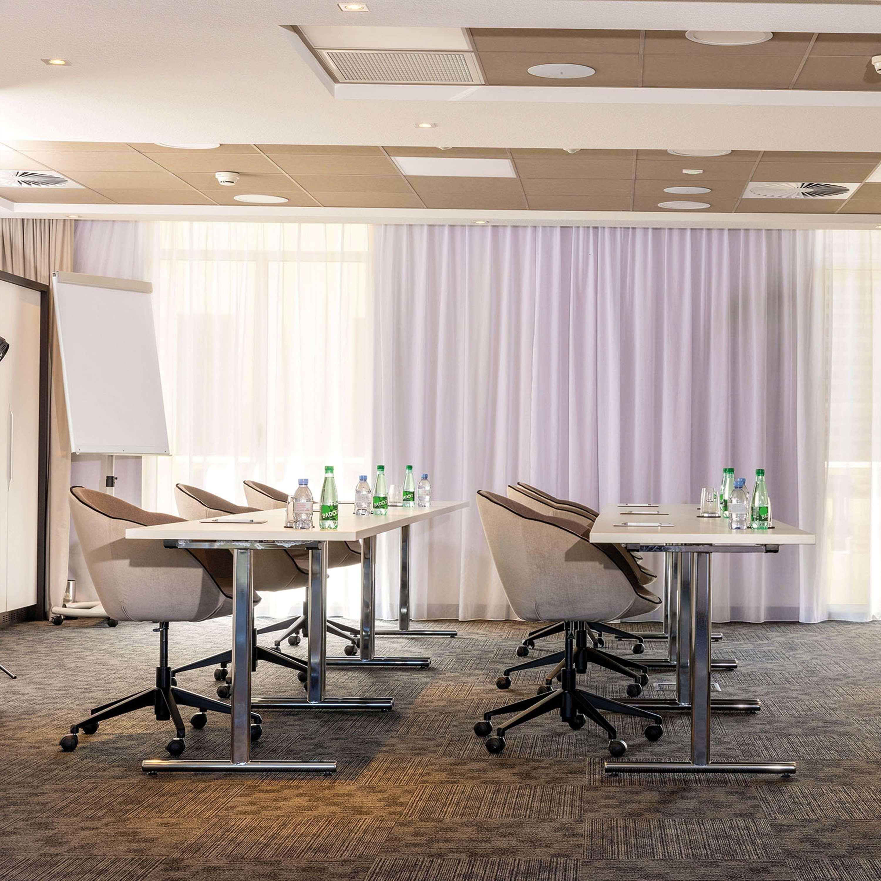 Hilton Garden Inn Tours Centre, France Екстериор снимка