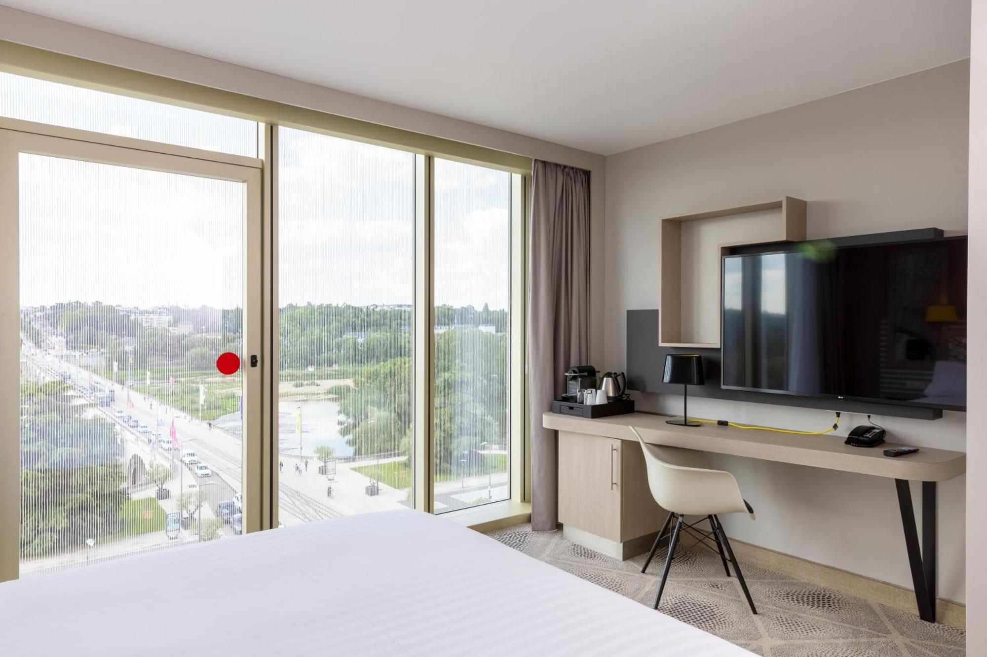 Hilton Garden Inn Tours Centre, France Екстериор снимка